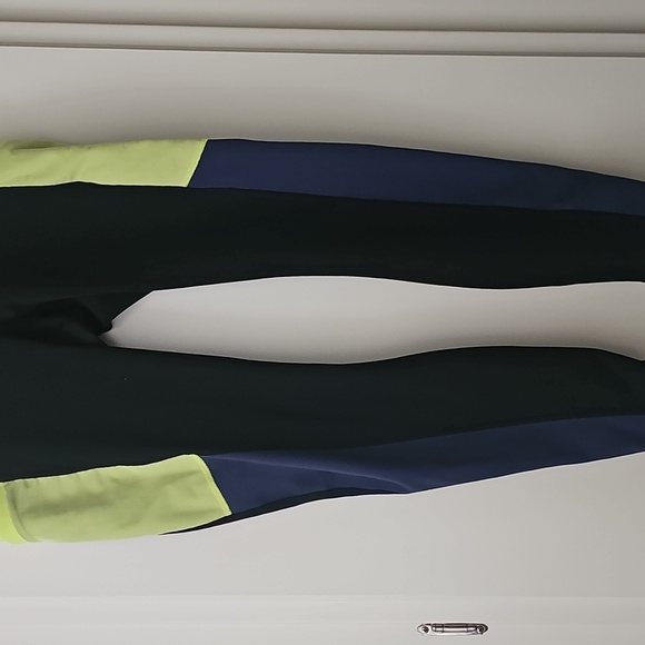 Fabletic - Picture 2 of 7